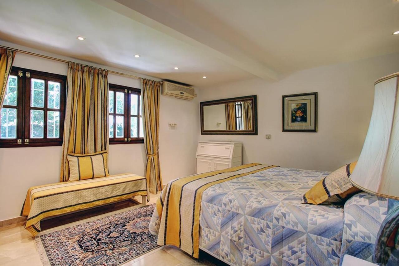 Exclusive Villa Las Palmeras Puerto Banus With Heated Private Swimming Pool, Marbella, Spain Ngoại thất bức ảnh