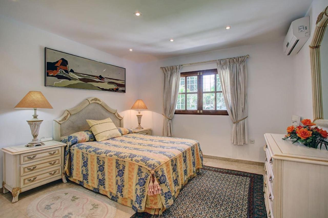Exclusive Villa Las Palmeras Puerto Banus With Heated Private Swimming Pool, Marbella, Spain Ngoại thất bức ảnh